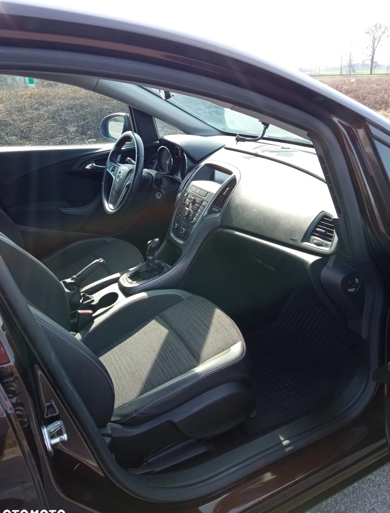 Opel Astra cena 34500 przebieg: 177000, rok produkcji 2015 z Siechnice małe 29